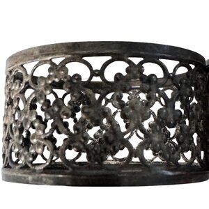 Set Of 4 Vintage Pierced Silver Plated Ornate Metal Napkin Rings Floral Scroll